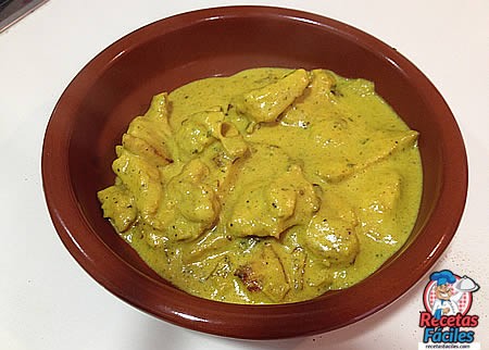 Pollo Al Curry
			