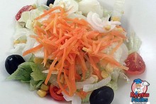 Recetas Fáciles de Ensalada con Zanahorias, Lechugas, Tomates, Cebolla y Aceitunas