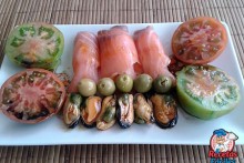 Recetas Fáciles Salmon Ahumado con Mejillones y Tomates