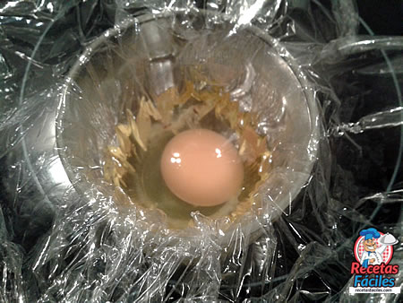 Recetas Fáciles de Huevos Escalfados o Huevos Poché