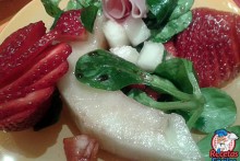 Recetas Fáciles Ensalada de Frutas de Melón, Fresas con Jamón Dulce